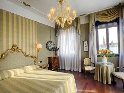 Vivaldi Hotel